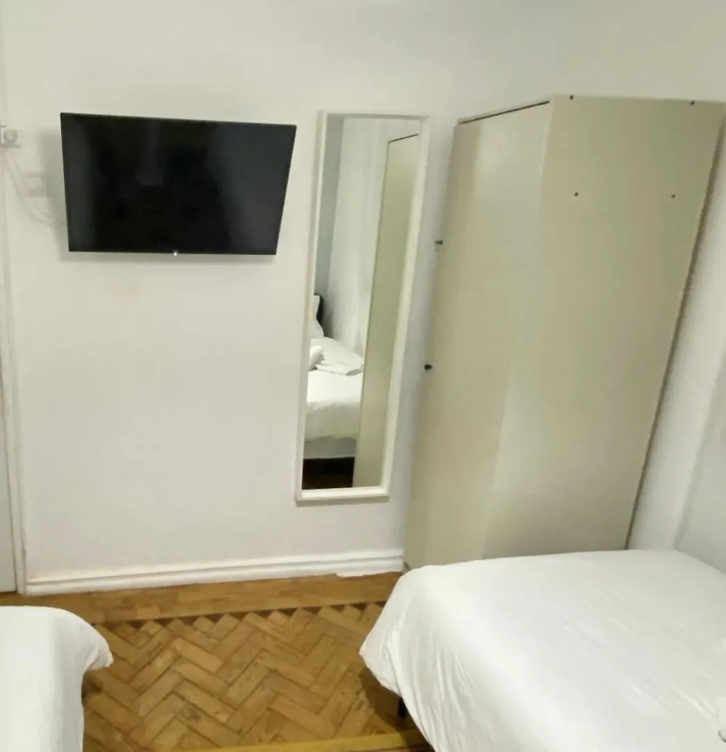 Gæstehus Lisboa Aconchego Proximo Ao Aeroporto Hotel